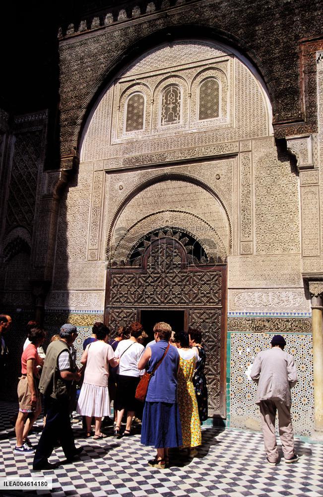 Illustration - Surtourisme