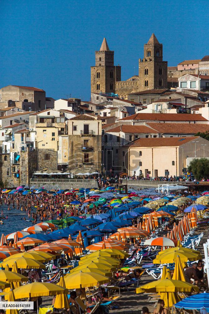 Illustration - Surtourisme