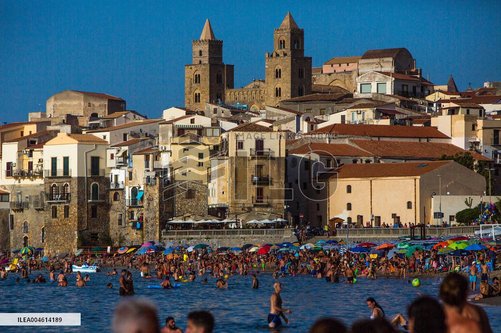 Illustration - Surtourisme