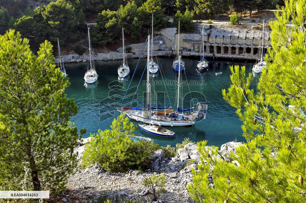 Illustration - Surtourisme