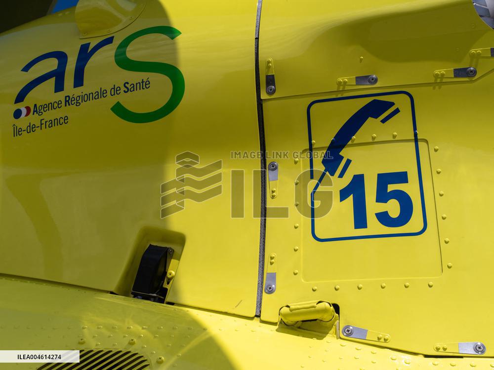 Health and Transport Ministers Visit the SAMU 94 Heliport - Creteil