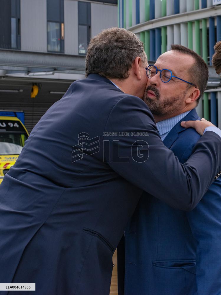 Health and Transport Ministers Visit the SAMU 94 Heliport - Creteil