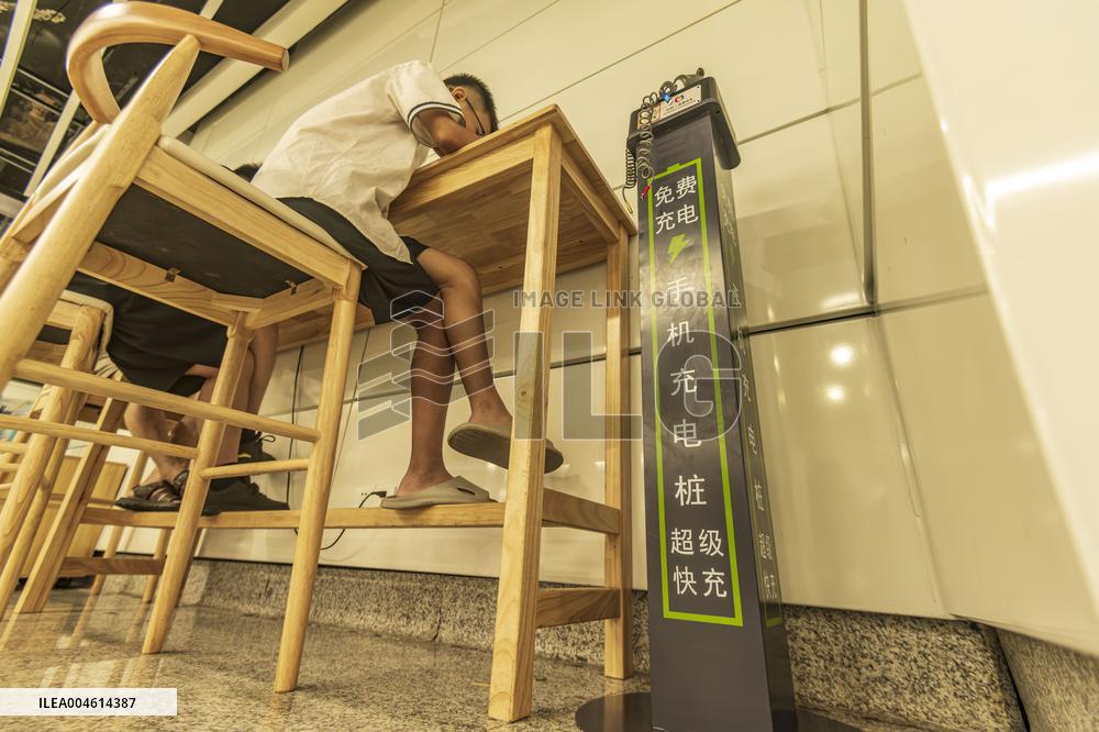 Subway Station Cooling Area in Nanning