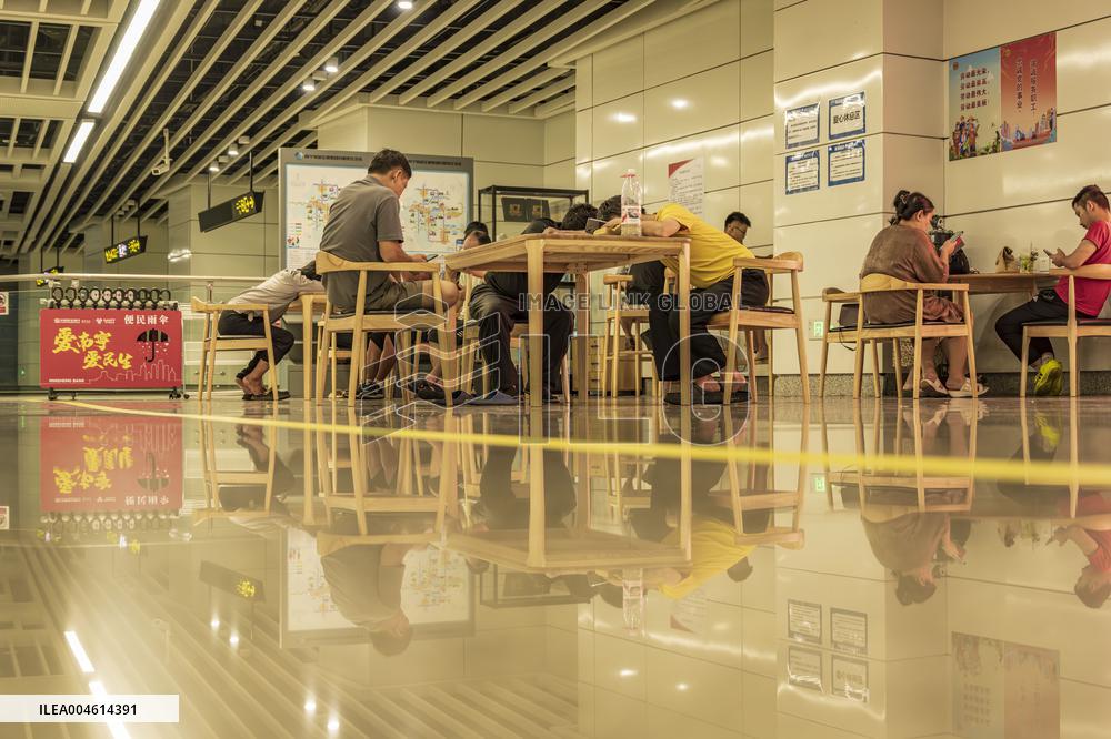Subway Station Cooling Area in Nanning