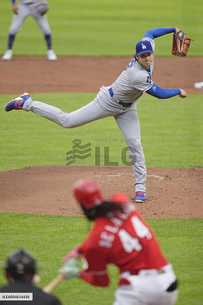 Baseball: Dodgers vs. Reds
