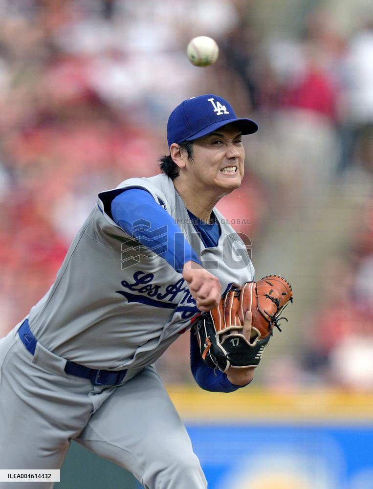 Baseball: Dodgers vs. Reds