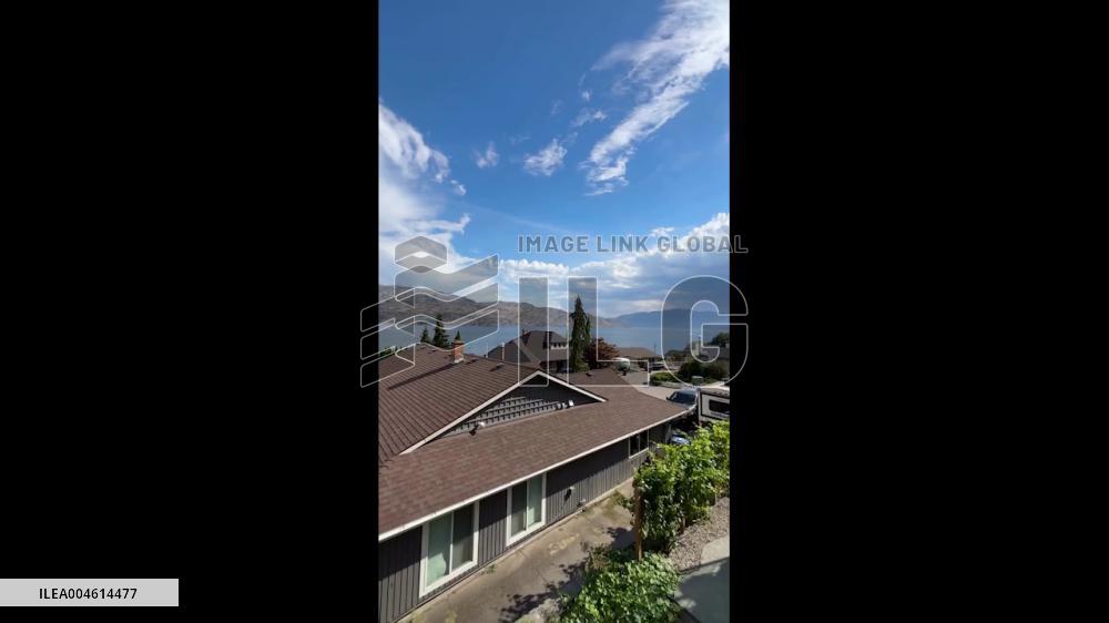 Canada: Wildfire Forces Evacuation and Highway Closures in Peachland, British Columbia