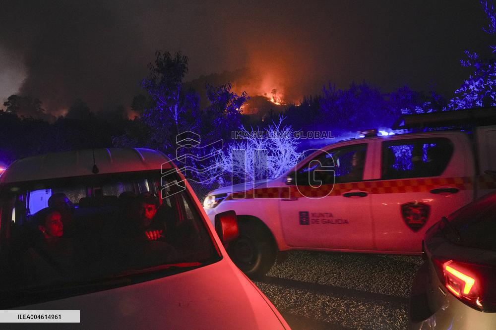 A Caniza Fire Burns 100 Hectares - Spain
