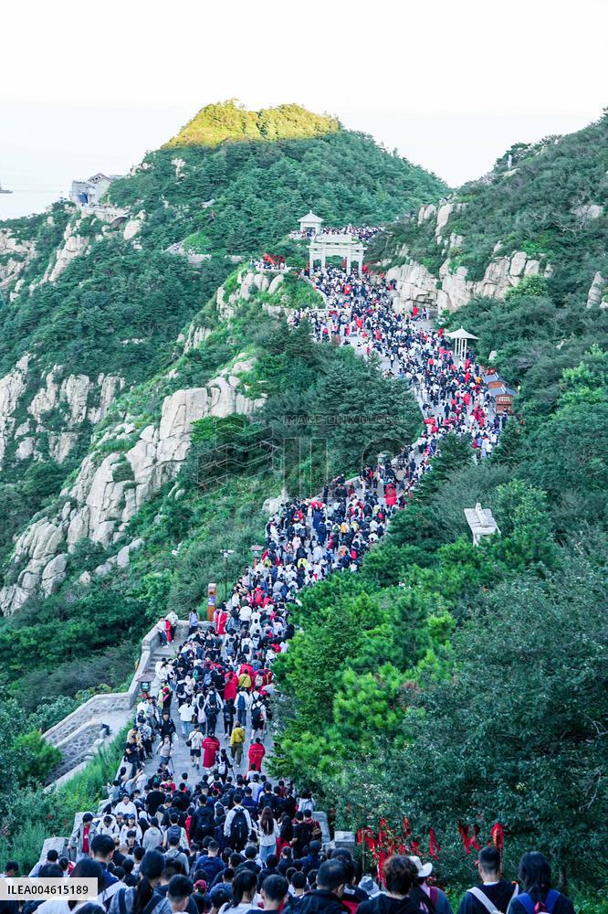 Tourists Visit Mount Tai - China