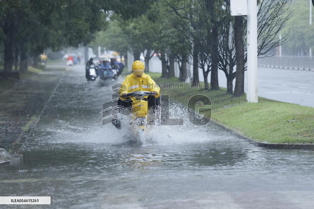 Typhoon Co-may Hit Huai'an