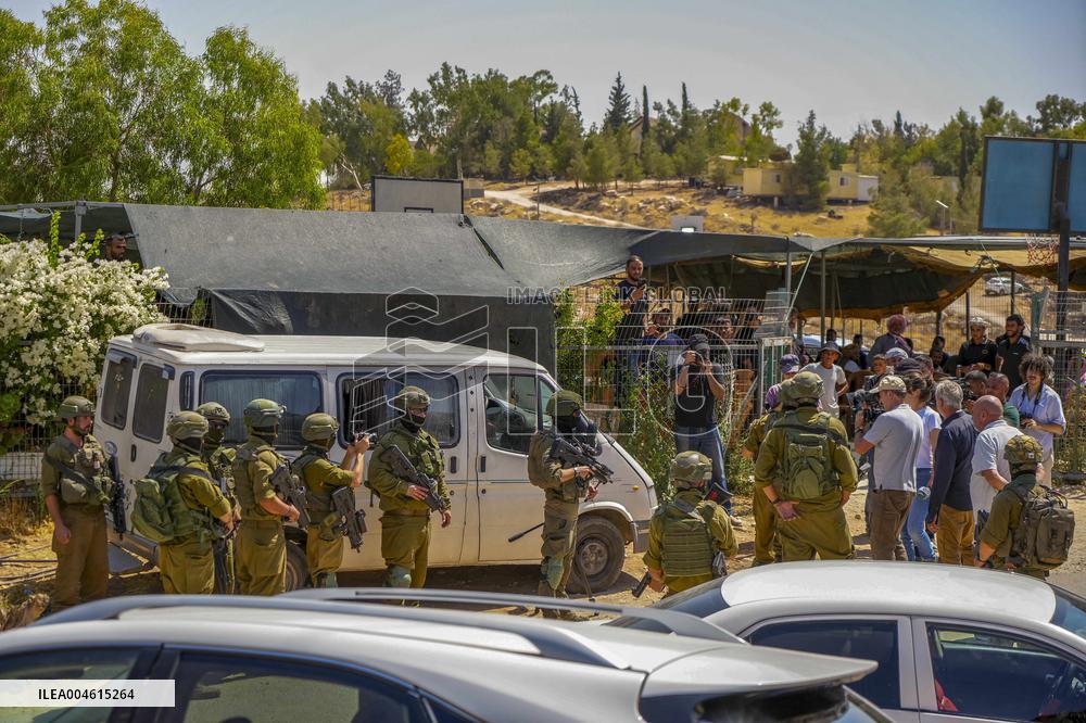 Tension Rises As Soldiers Disrupt Funeral - Palestine