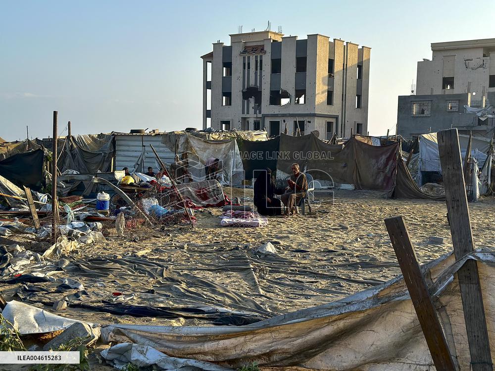 Airstrike Flattens Family Home - Khan Yunis