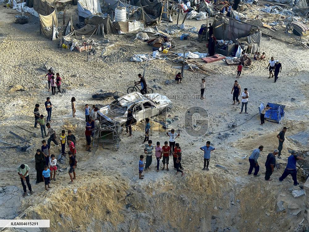 Airstrike Flattens Family Home - Khan Yunis