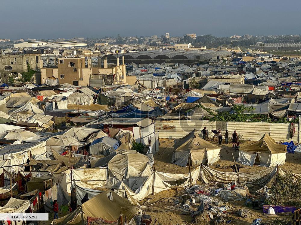 Airstrike Flattens Family Home - Khan Yunis