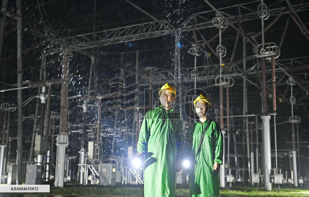 Qingliu Substation Inspection during Typhoon Co-may in Chuzhou