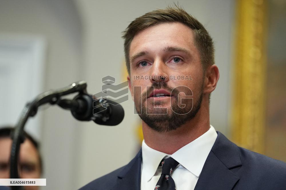 Executive Order Signing Ceremony - Washington