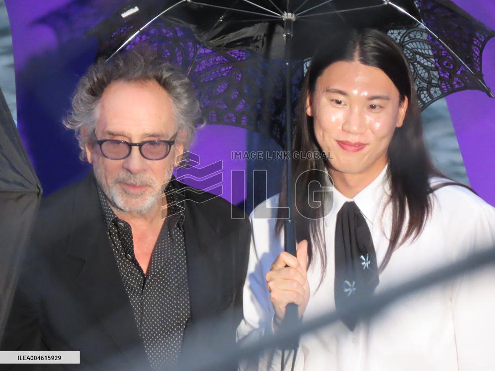 Tim Burton and Jenna Ortega Inaugurate the Beach Club - Paris