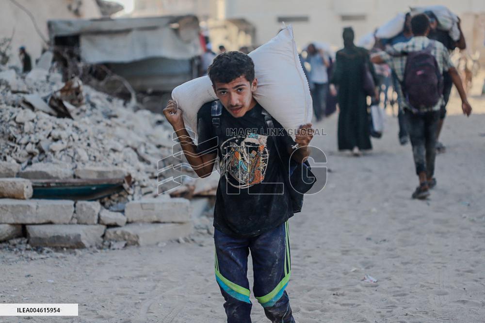 Humanitarian Aid at The Zikim Border Crossing in Gaza