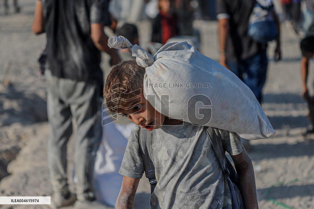 Humanitarian Aid at The Zikim Border Crossing in Gaza