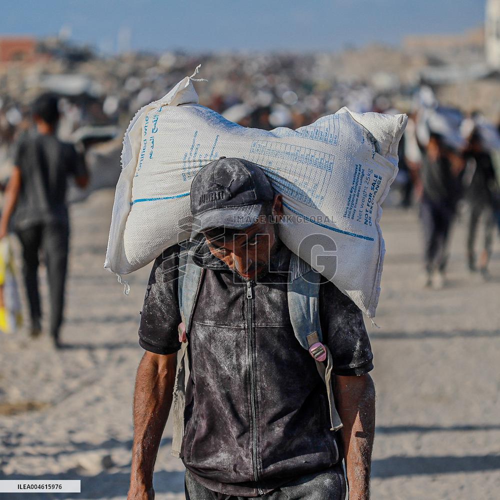 Humanitarian Aid at The Zikim Border Crossing in Gaza
