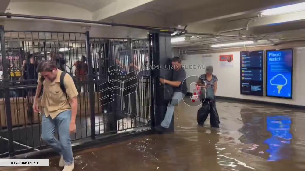 US: NYC Subway Stations Flooded as Storms Hit Northeast