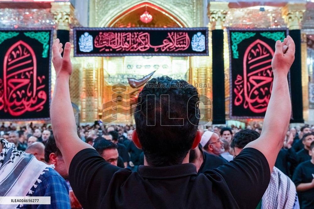 Pilgrims Gather for Sacred Friday - Iraq