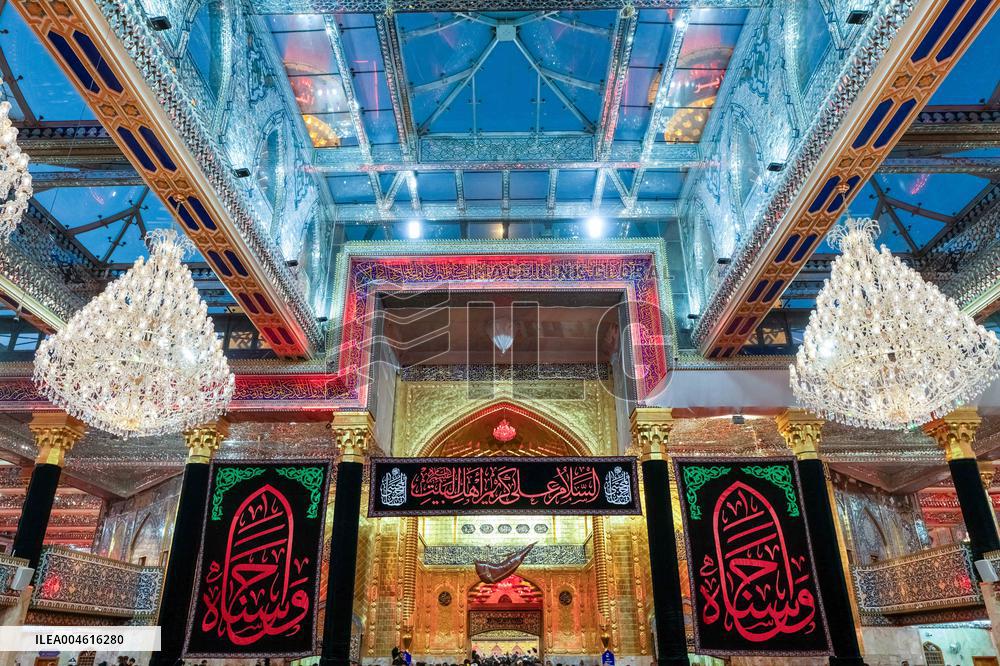 Pilgrims Gather for Sacred Friday - Iraq