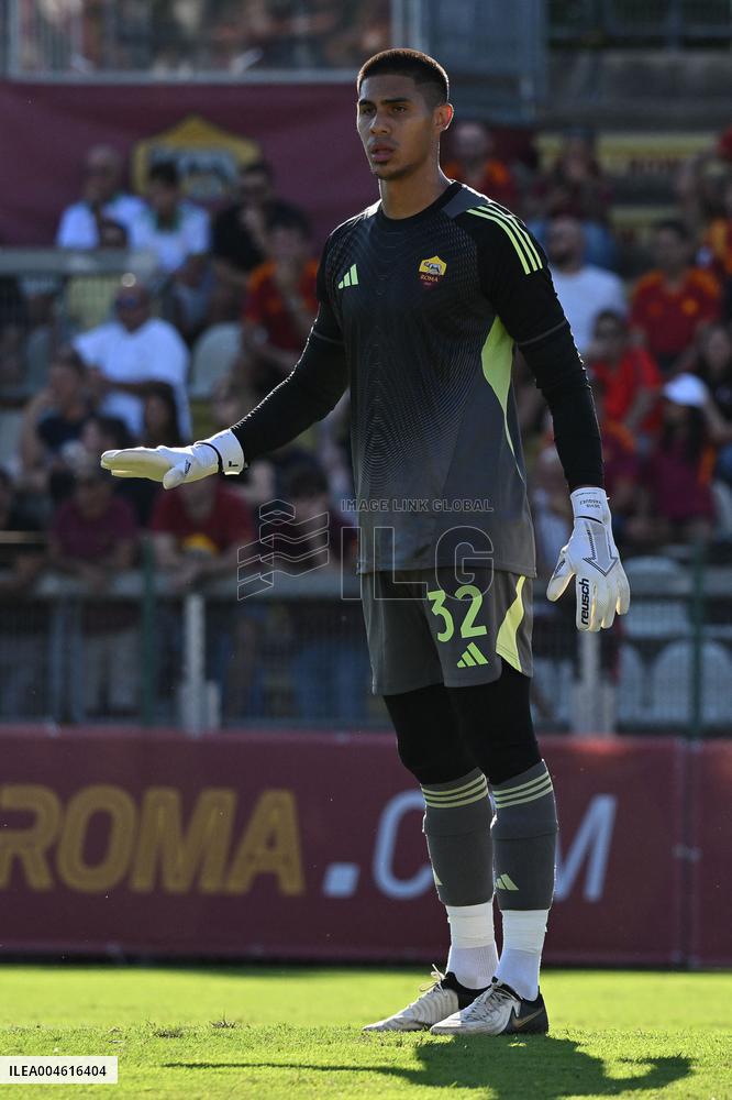 CALCIO - Amichevole - Roma vs Cannes