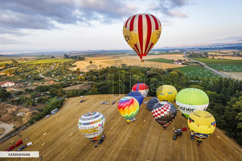 International Hot Air Balloon Regatta - Spain