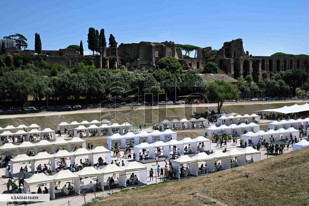 200 Confessionals For Youth Jubilee 2025 - Rome