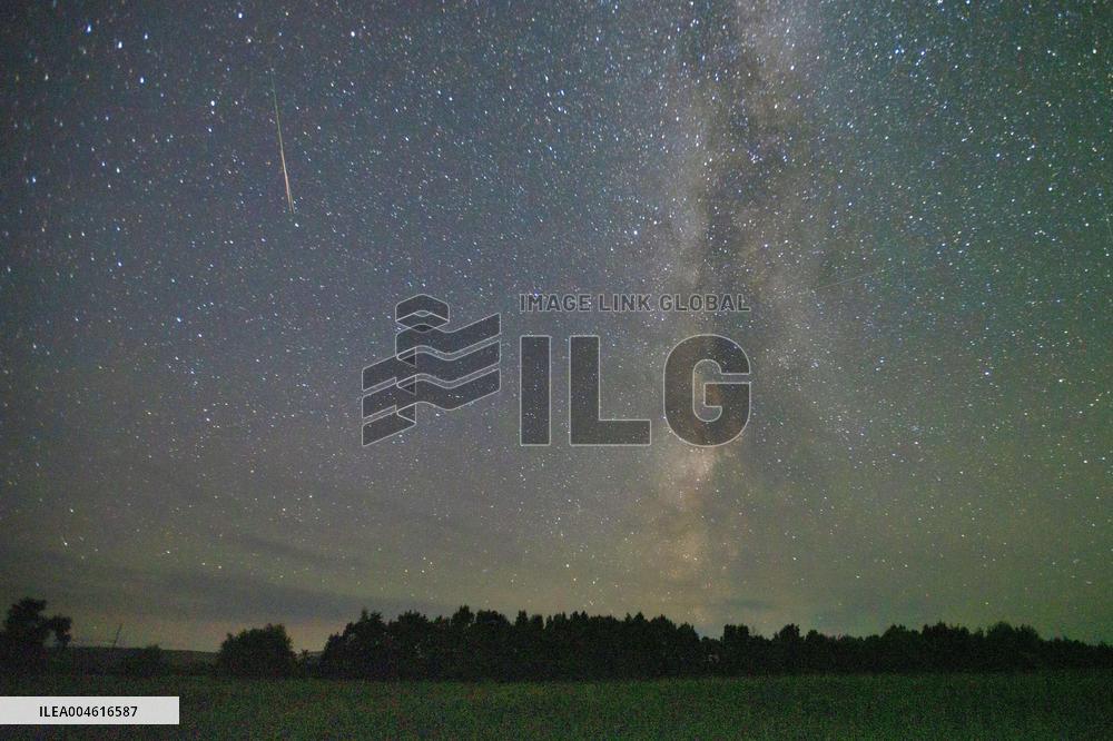 Meteor Shower Over China