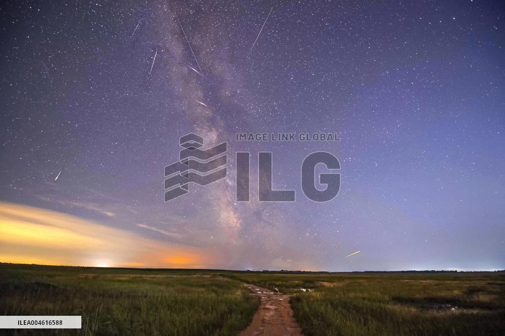 Meteor Shower Over China