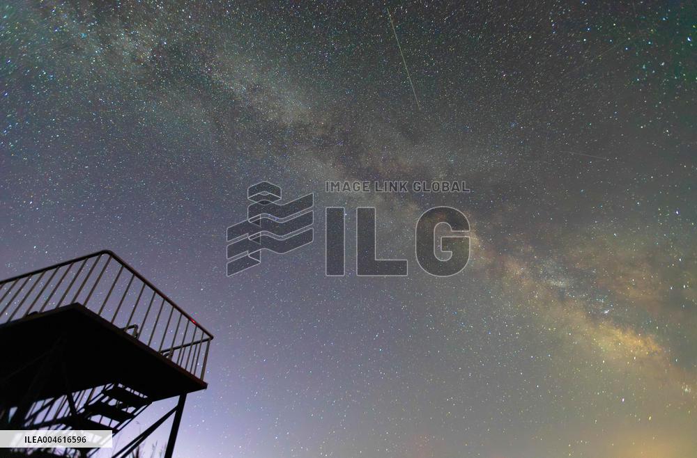 Meteor Shower Over China