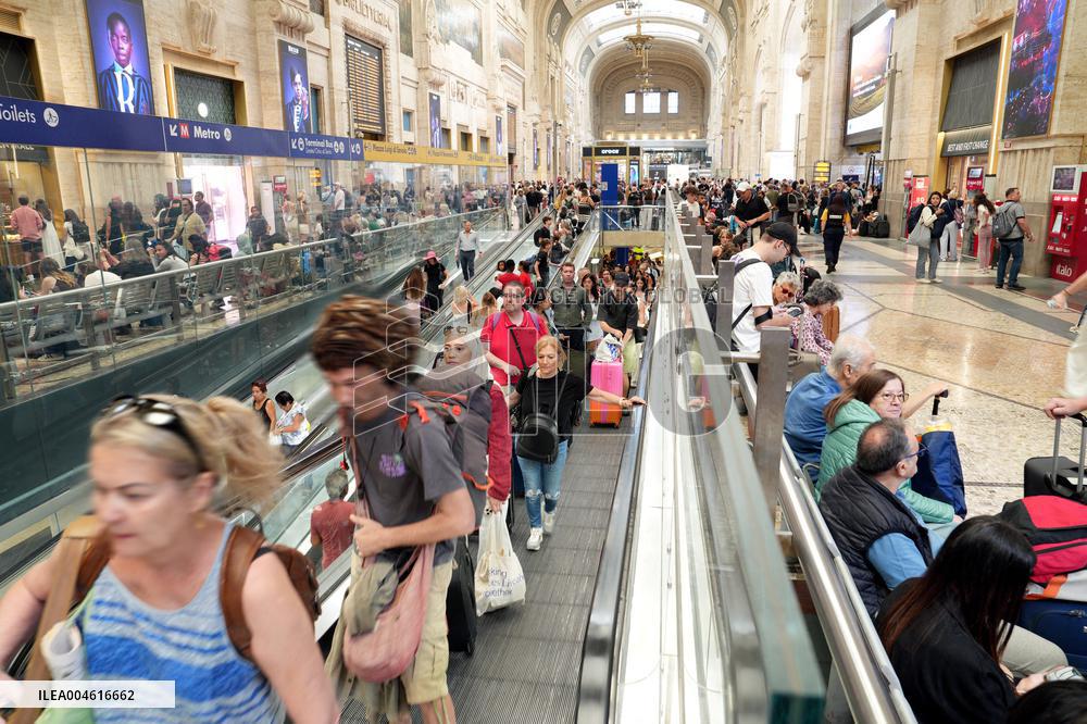 Exodus at Central Station Departures for the Summer Holidays - Milan