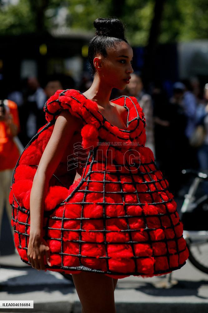 PFW - Elie Saab Street Style - Paris