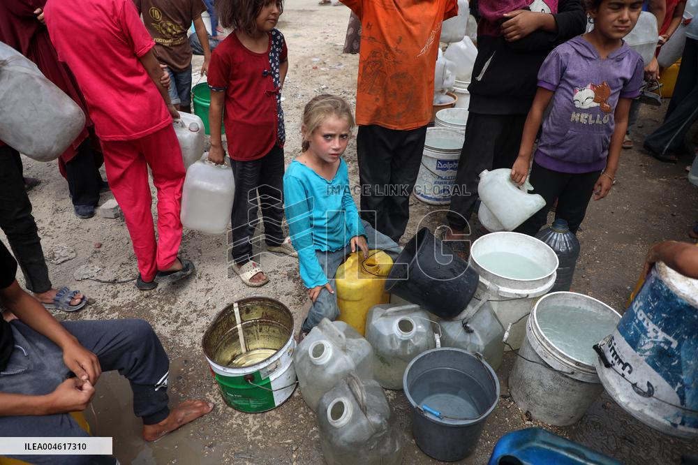 Fetching Water - Gaza City