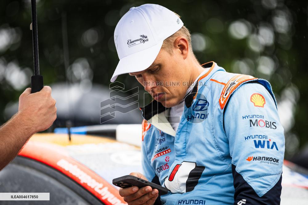 Autourheilu: Suomen MM-ralli jatkuu