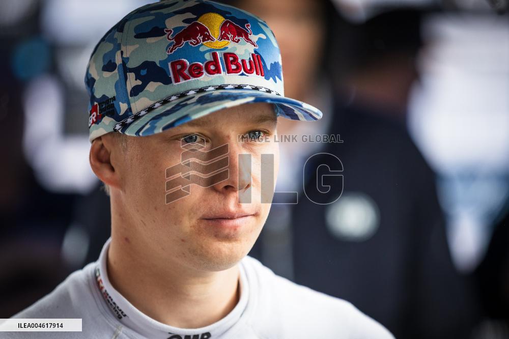 Autourheilu: Suomen MM-ralli jatkuu