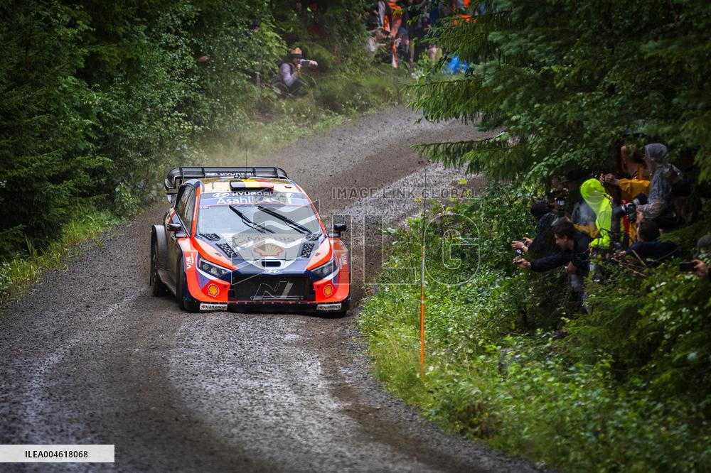 Autourheilu: Suomen MM-ralli jatkuu