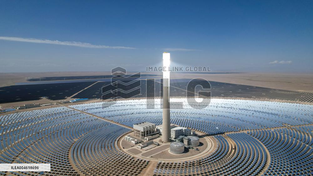 Gobi Desert Multi-energy Complementary Base PV Project Site in Jiuquan