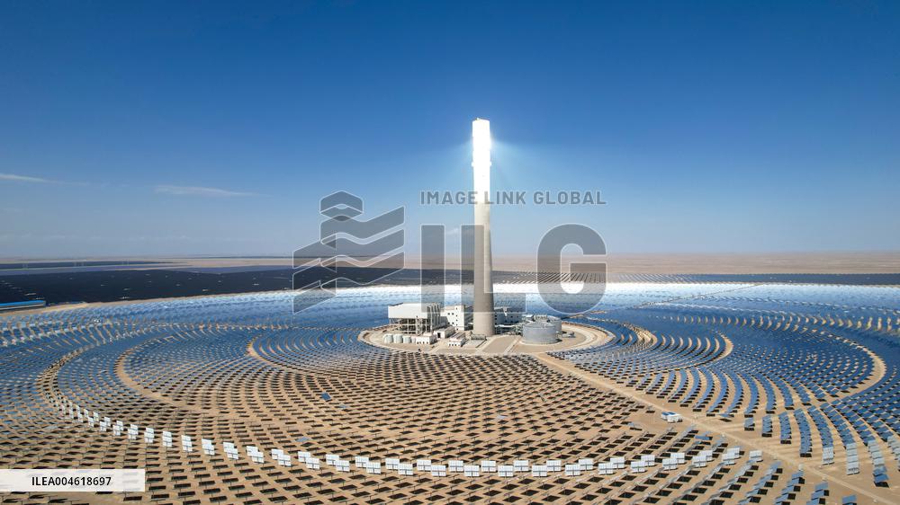 Gobi Desert Multi-energy Complementary Base PV Project Site in Jiuquan