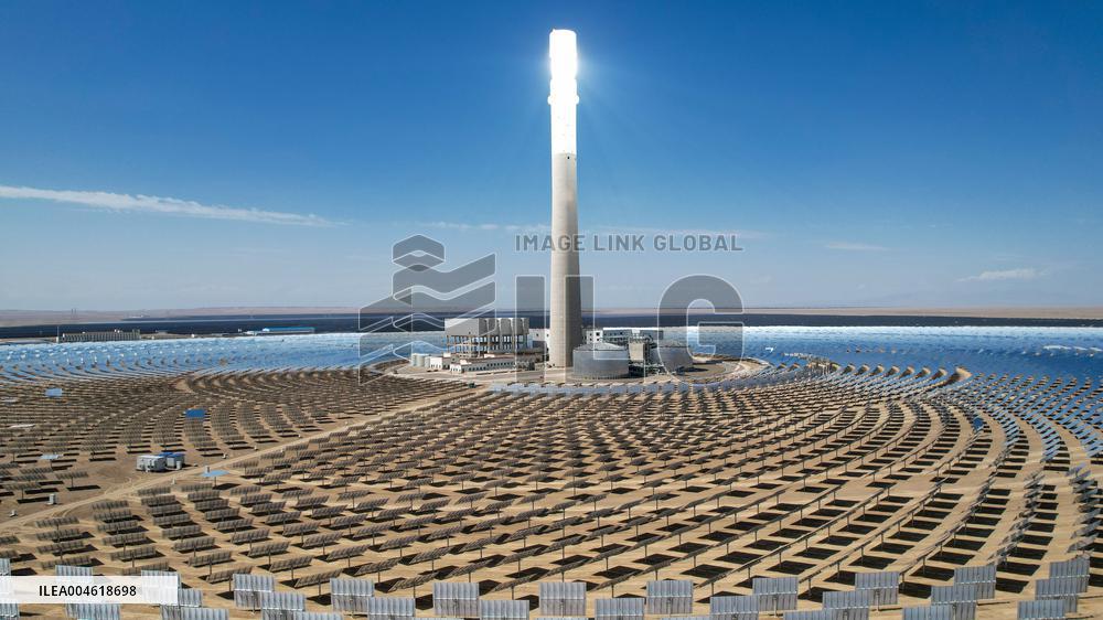 Gobi Desert Multi-energy Complementary Base PV Project Site in Jiuquan