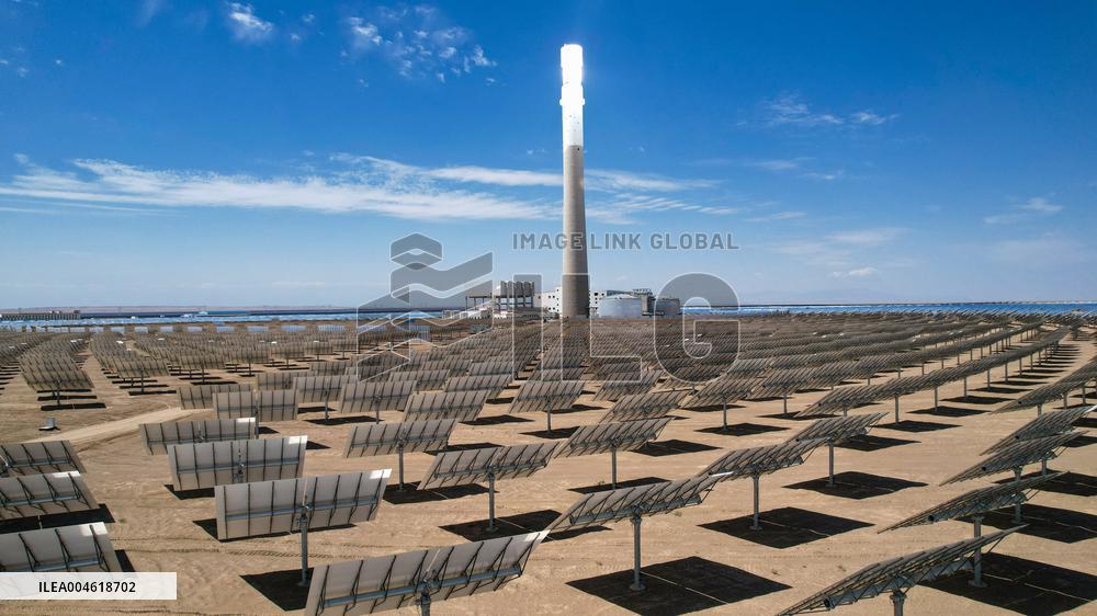 Gobi Desert Multi-energy Complementary Base PV Project Site in Jiuquan