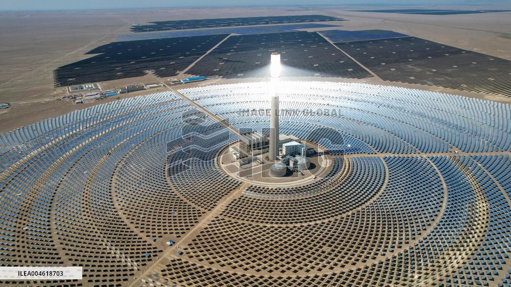 Gobi Desert Multi-energy Complementary Base PV Project Site in Jiuquan