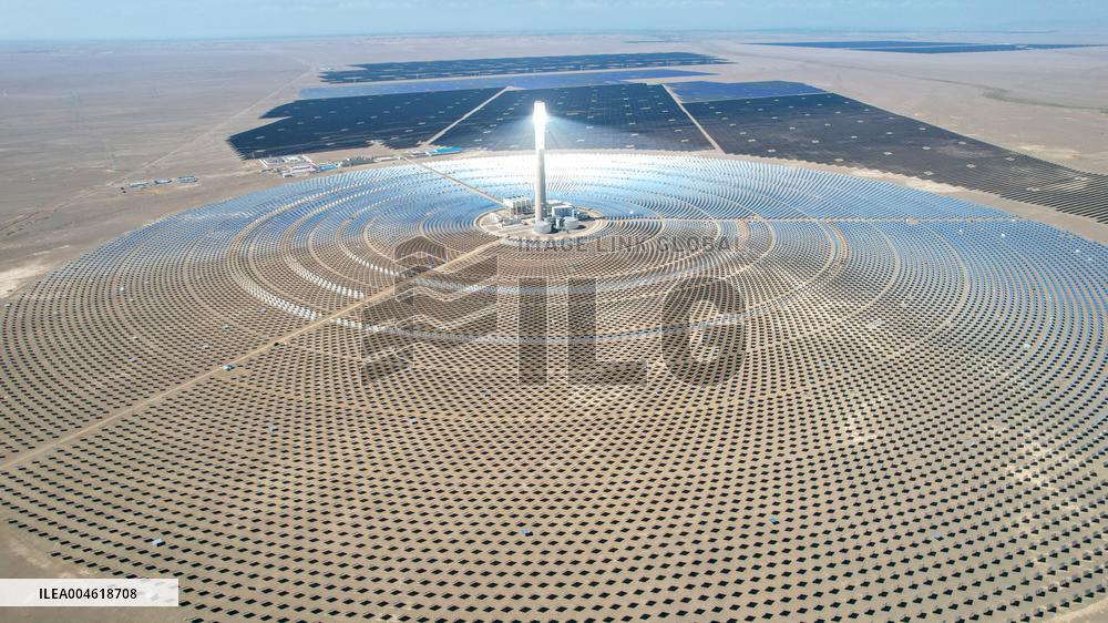 Gobi Desert Multi-energy Complementary Base PV Project Site in Jiuquan