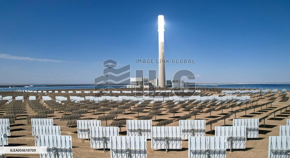 Gobi Desert Multi-energy Complementary Base PV Project Site in Jiuquan