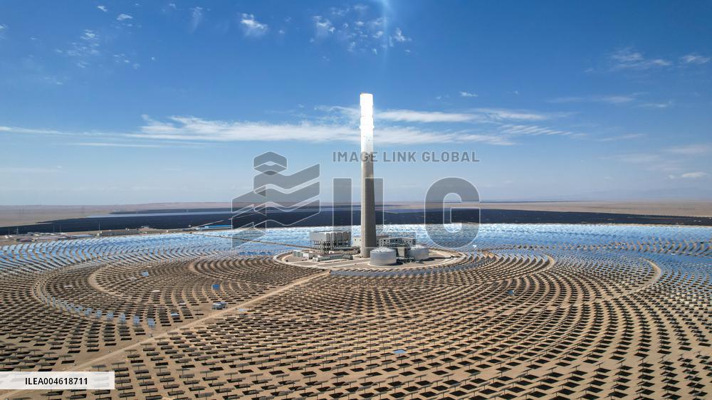 Gobi Desert Multi-energy Complementary Base PV Project Site in Jiuquan