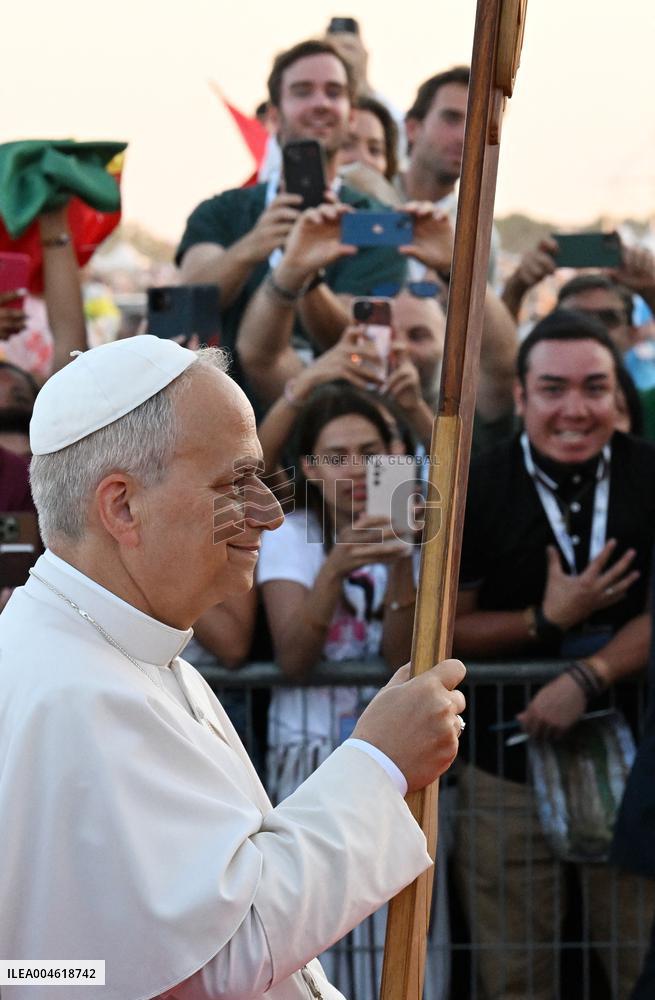 Pope Leo XIV Attends Jubilee of Youth Prayer Vigil - Vatican