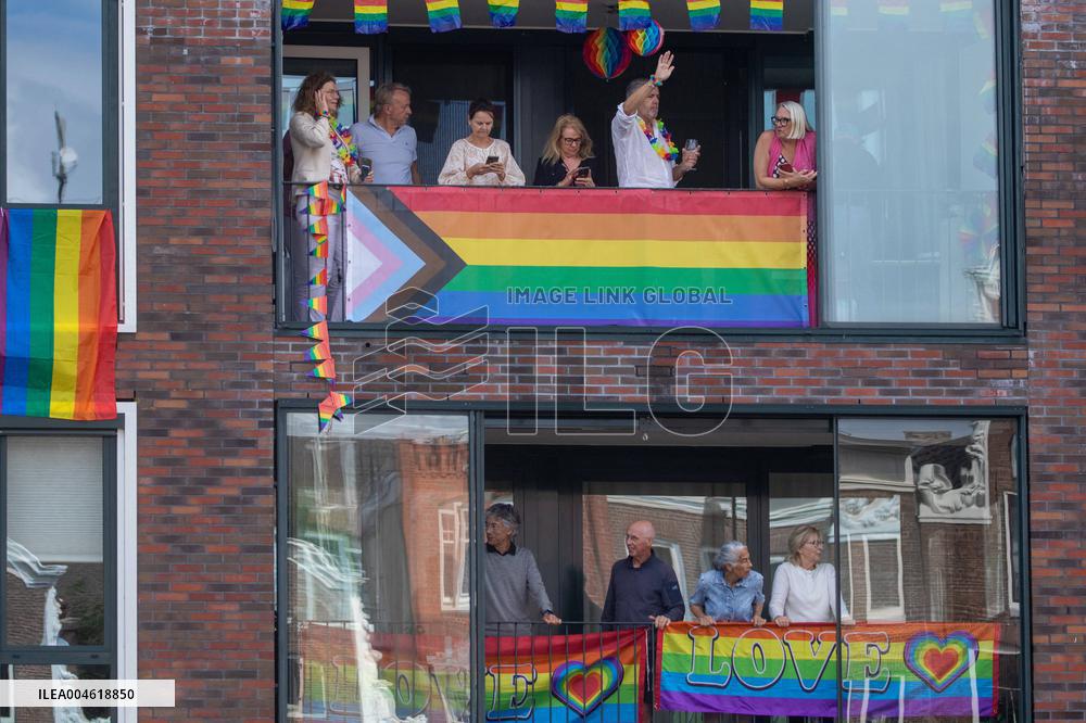 Activists Disrupt Booking Boat at Pride - Amsterdam