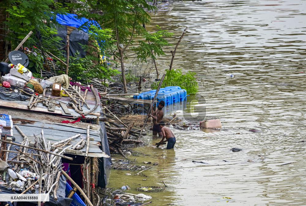 Monsoon Floods Force Evacuations in Prayagraj - India